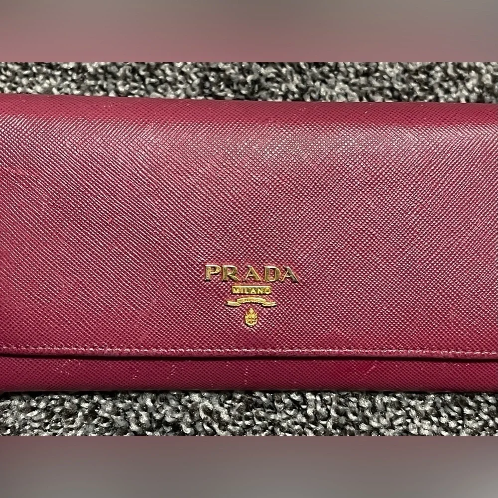 Prada Saffiano leather continental long wallet with COA